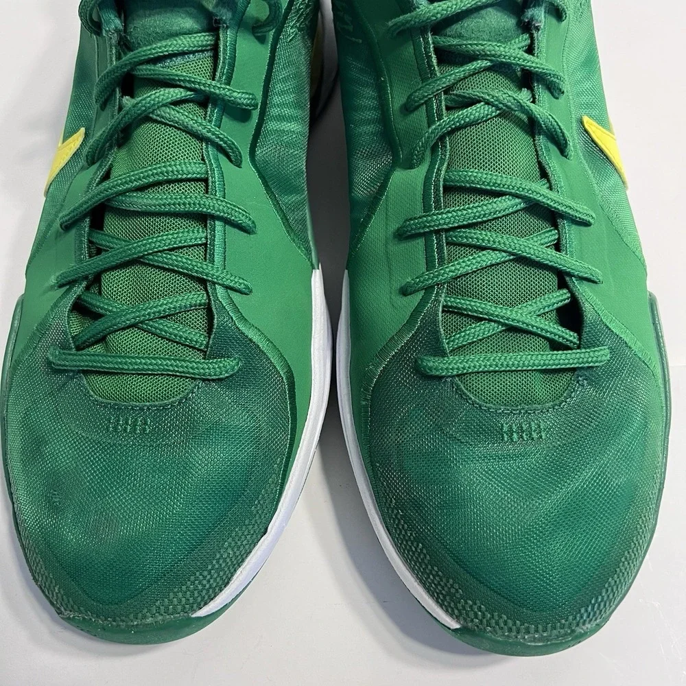 Nike Sabrina 2 Oregon Ducks HQ4344-300 M 13 W 14.5 Green Yellow Basketball Shoes